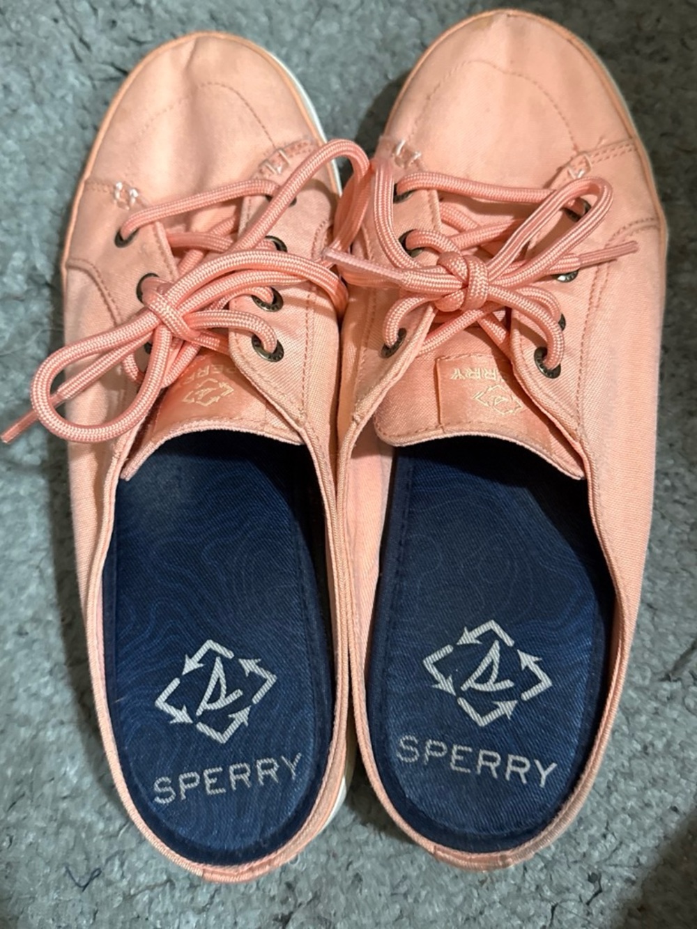 Sperry Women’s Coral Canvas Lace-Up Sneakers size 7